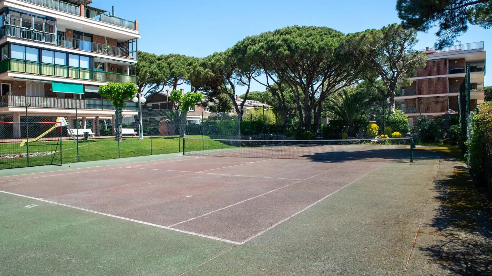 Wonderful Apartment In Gava. Barcelona 0*, Gavà Spagna